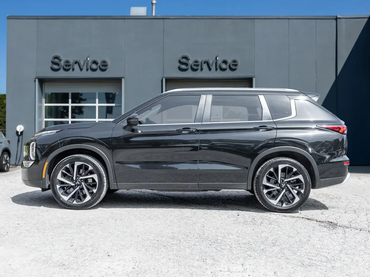 Mitsubishi Outlander photo Mitsubishi Outlander