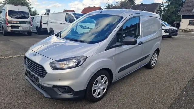 Ford Transit Courier Trend