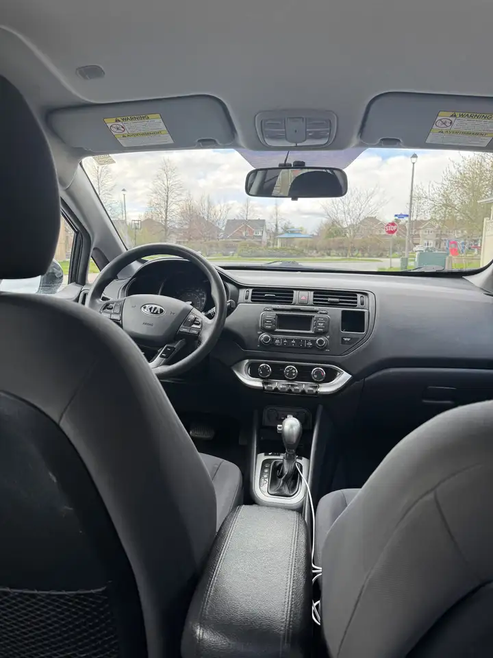 Kia Rio снимка Kia Rio