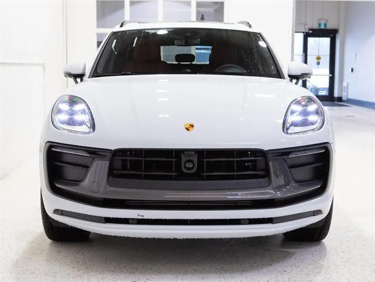 Porsche Macan снимка Porsche Macan