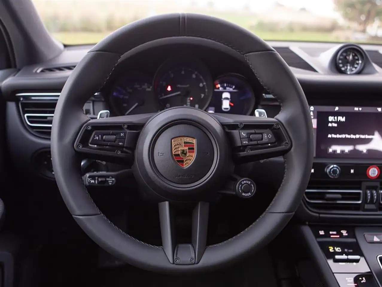 Porsche Macan снимка Porsche Macan