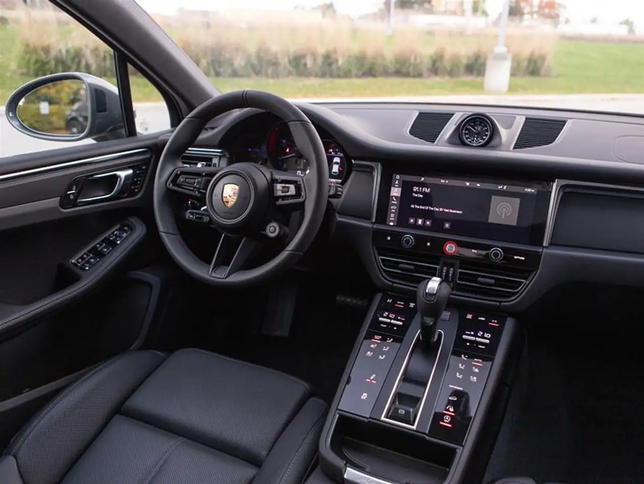Porsche Macan снимка Porsche Macan