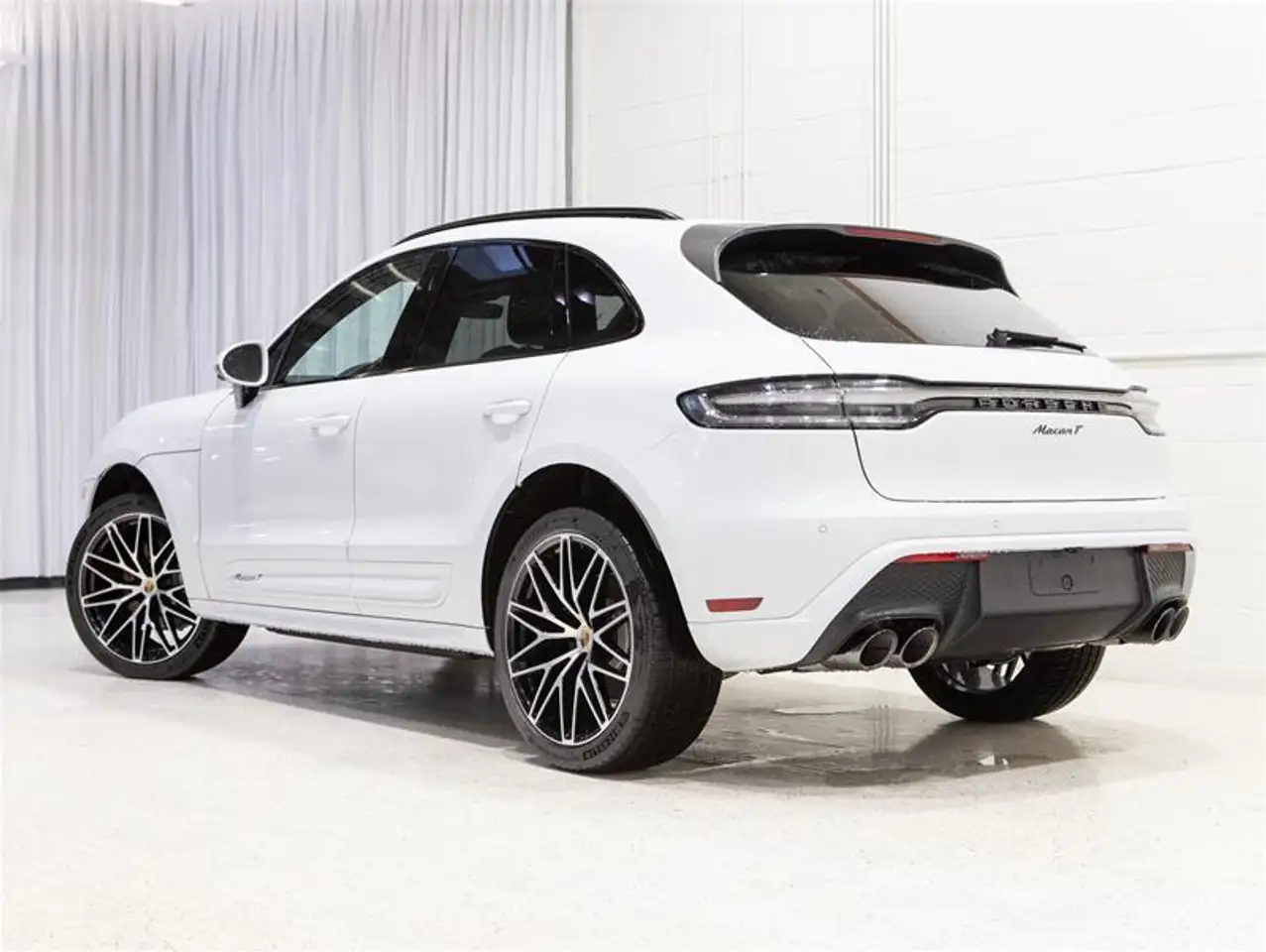 Porsche Macan снимка Porsche Macan