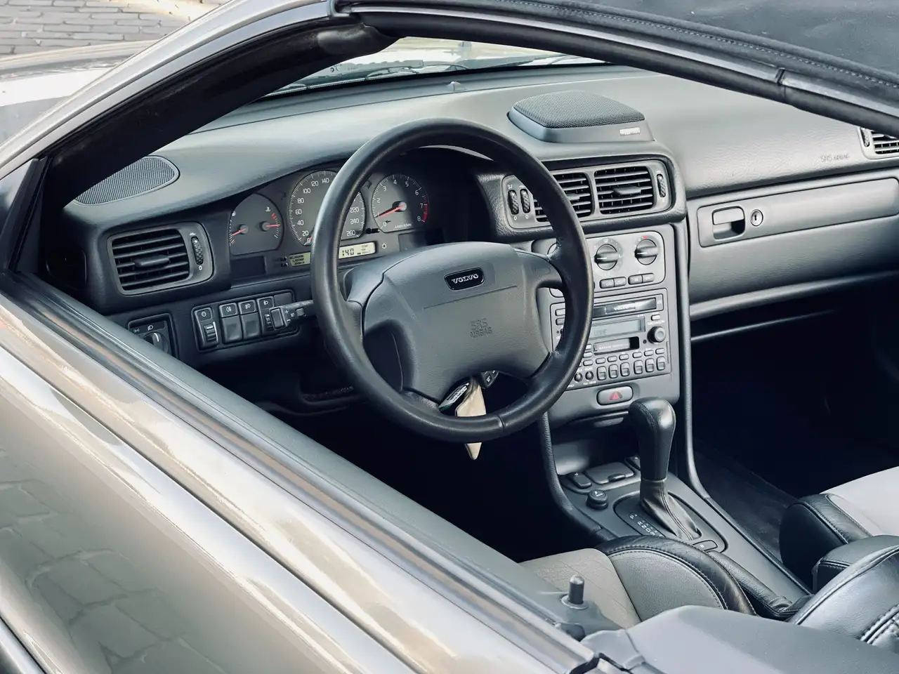 Volvo C70 2.4 T | Youngtimer | Hardtop | Uniek | VOL!, foto 2