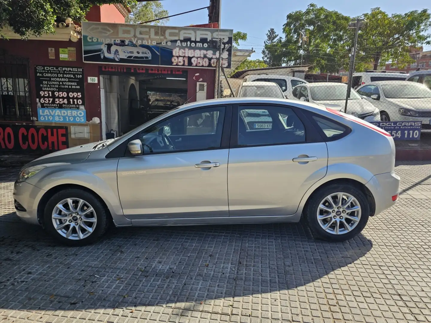 Ford Focus 1.6 Business Gris - 2