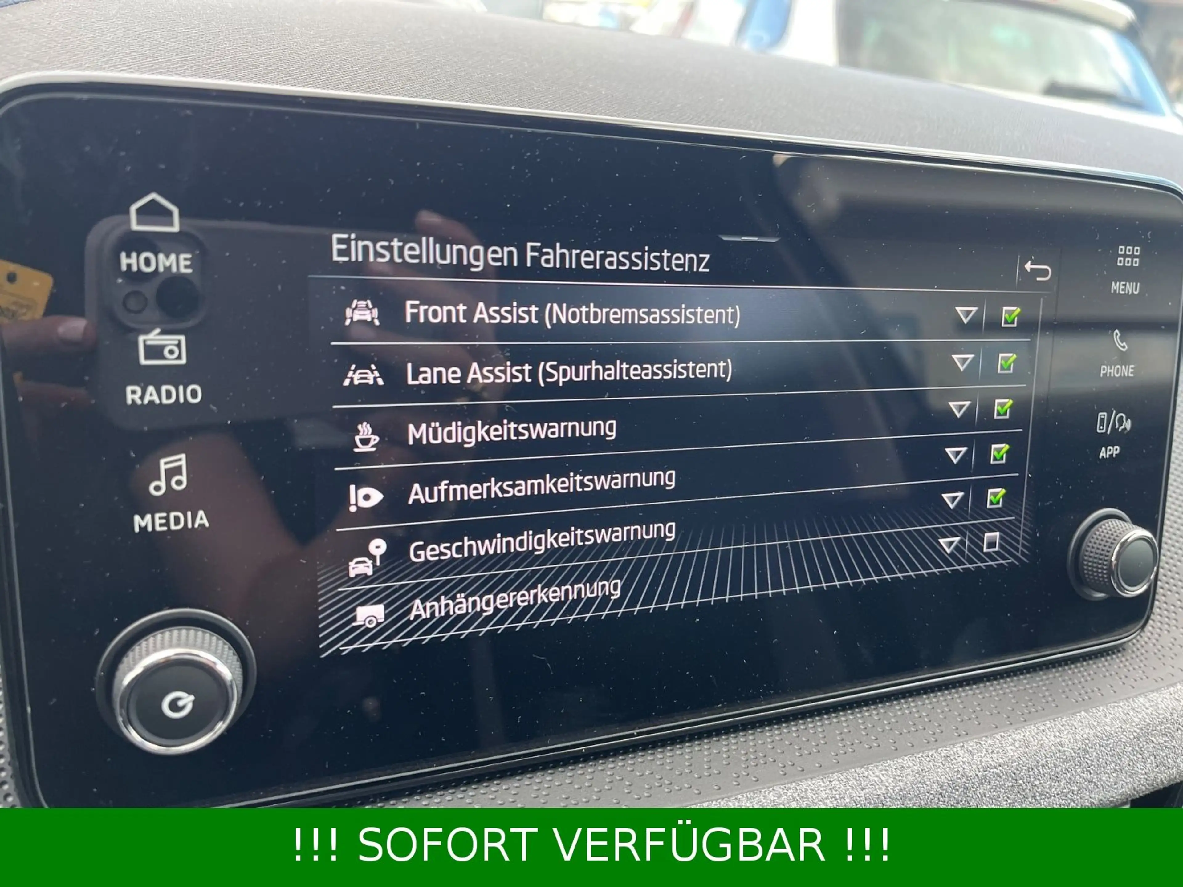 Skoda Scala 1.0 TSI 85kW DSG Selection Plus*AHK*Kamera — photo 27