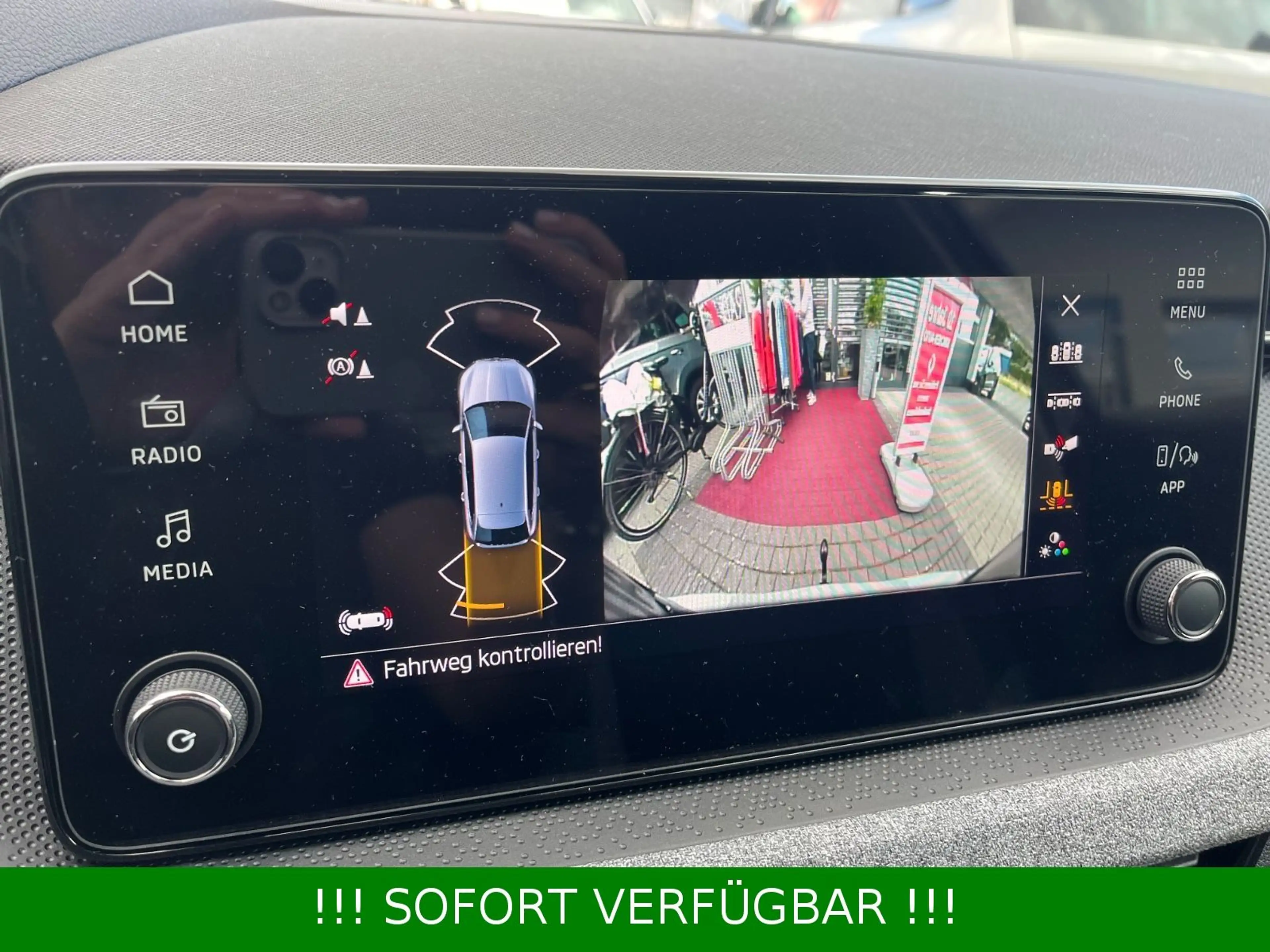 Skoda Scala 1.0 TSI 85kW DSG Selection Plus*AHK*Kamera — photo 23
