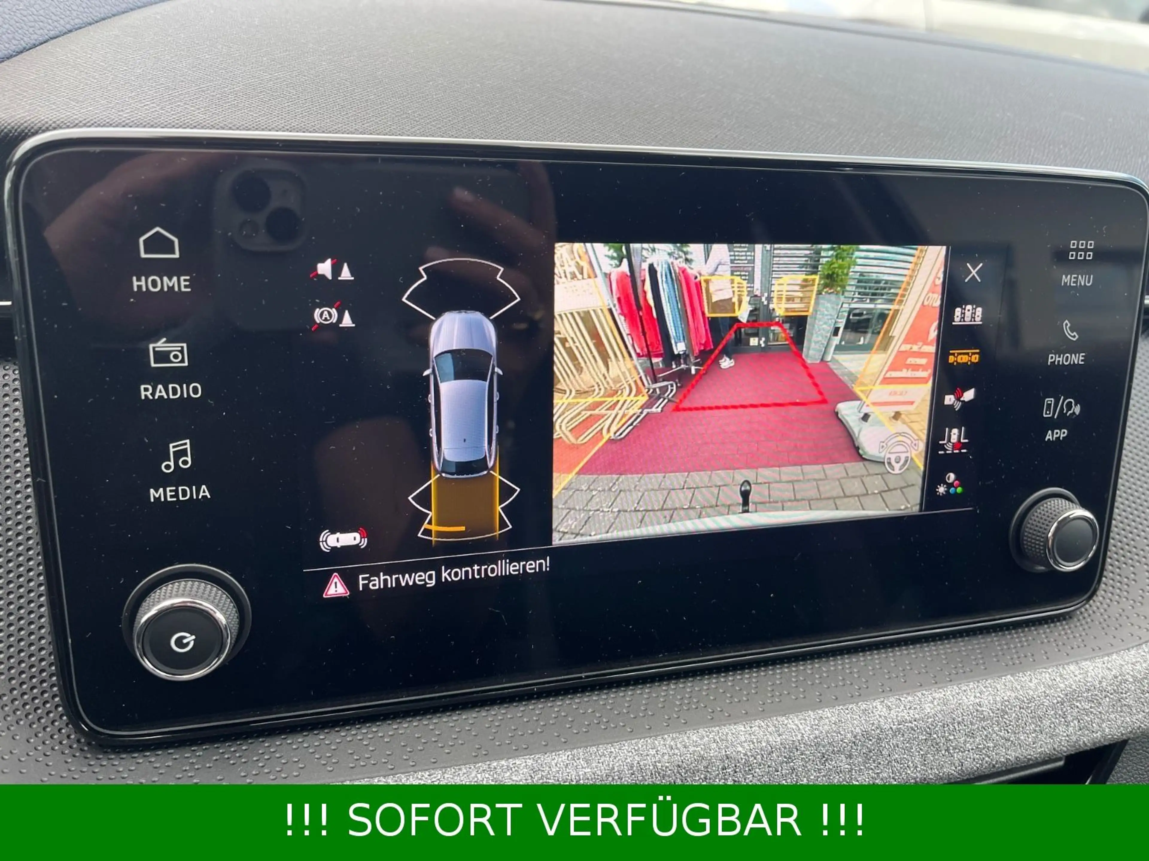 Skoda Scala 1.0 TSI 85kW DSG Selection Plus*AHK*Kamera — photo 25