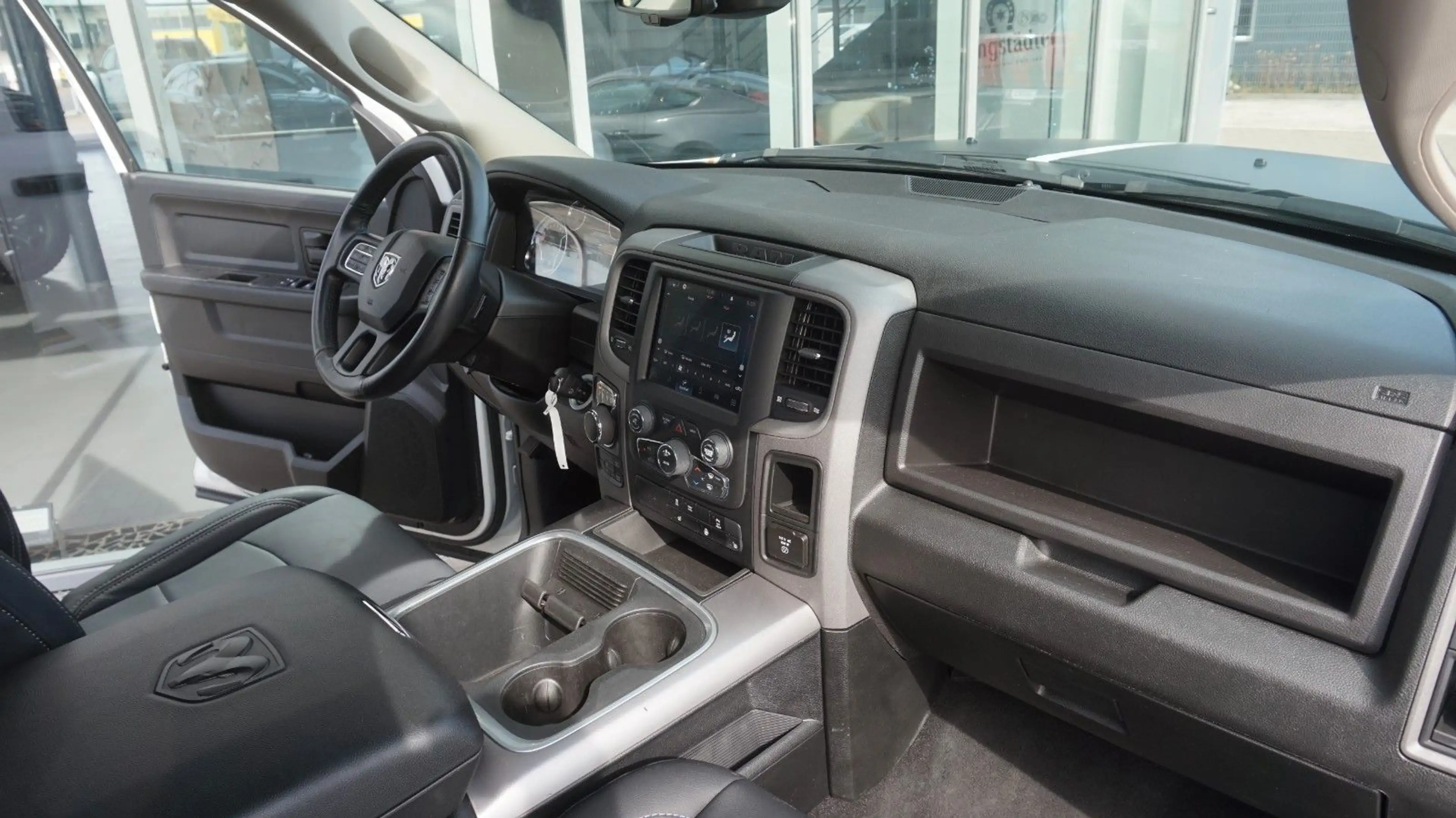 Dodge RAM 1500 HEMI 5.7  Gen.4* Hoch+Breit*Leder*4x4* — photo 11
