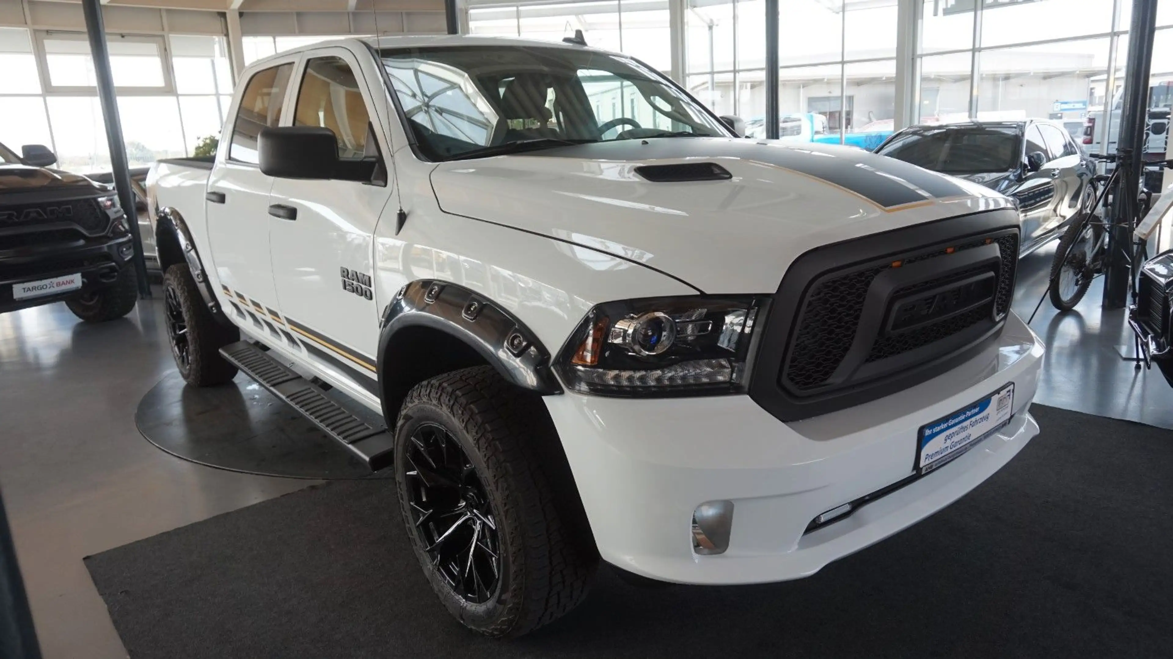 Dodge RAM 1500 HEMI 5.7  Gen.4* Hoch+Breit*Leder*4x4* — photo 5