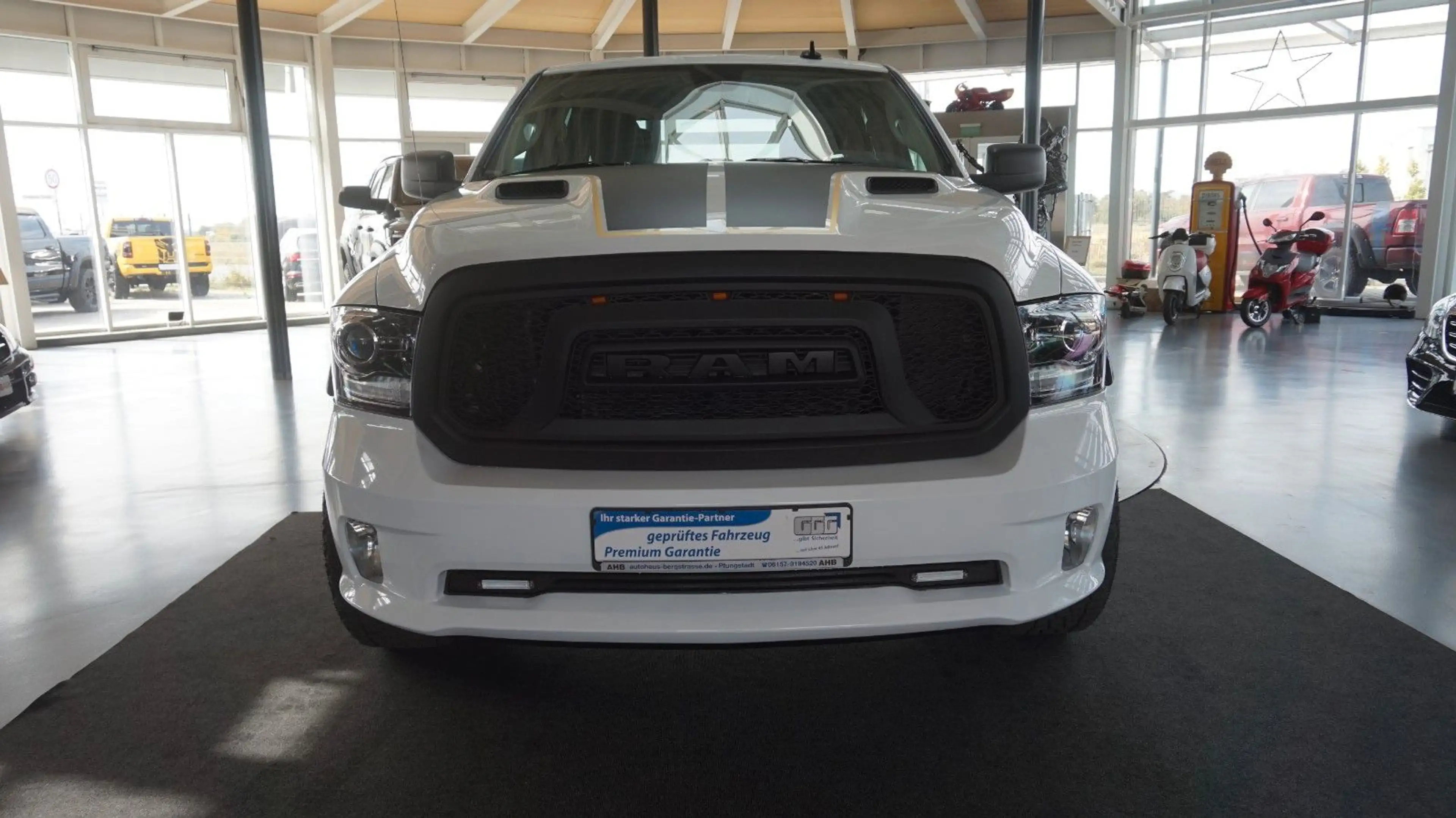 Dodge RAM 1500 HEMI 5.7  Gen.4* Hoch+Breit*Leder*4x4* — photo 4