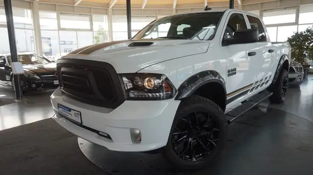 Dodge RAM 1500 HEMI 5.7  Gen.4* Hoch+Breit*Leder*4x4*
