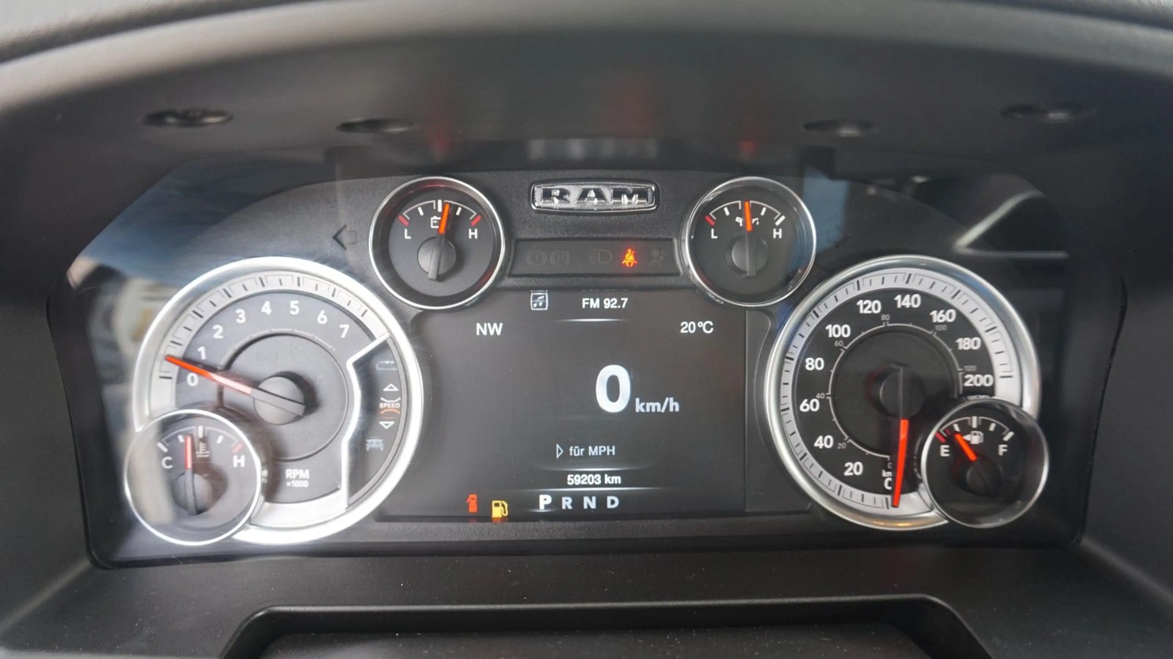 Dodge RAM 1500 HEMI 5.7  Gen.4* Hoch+Breit*Leder*4x4* — photo 24