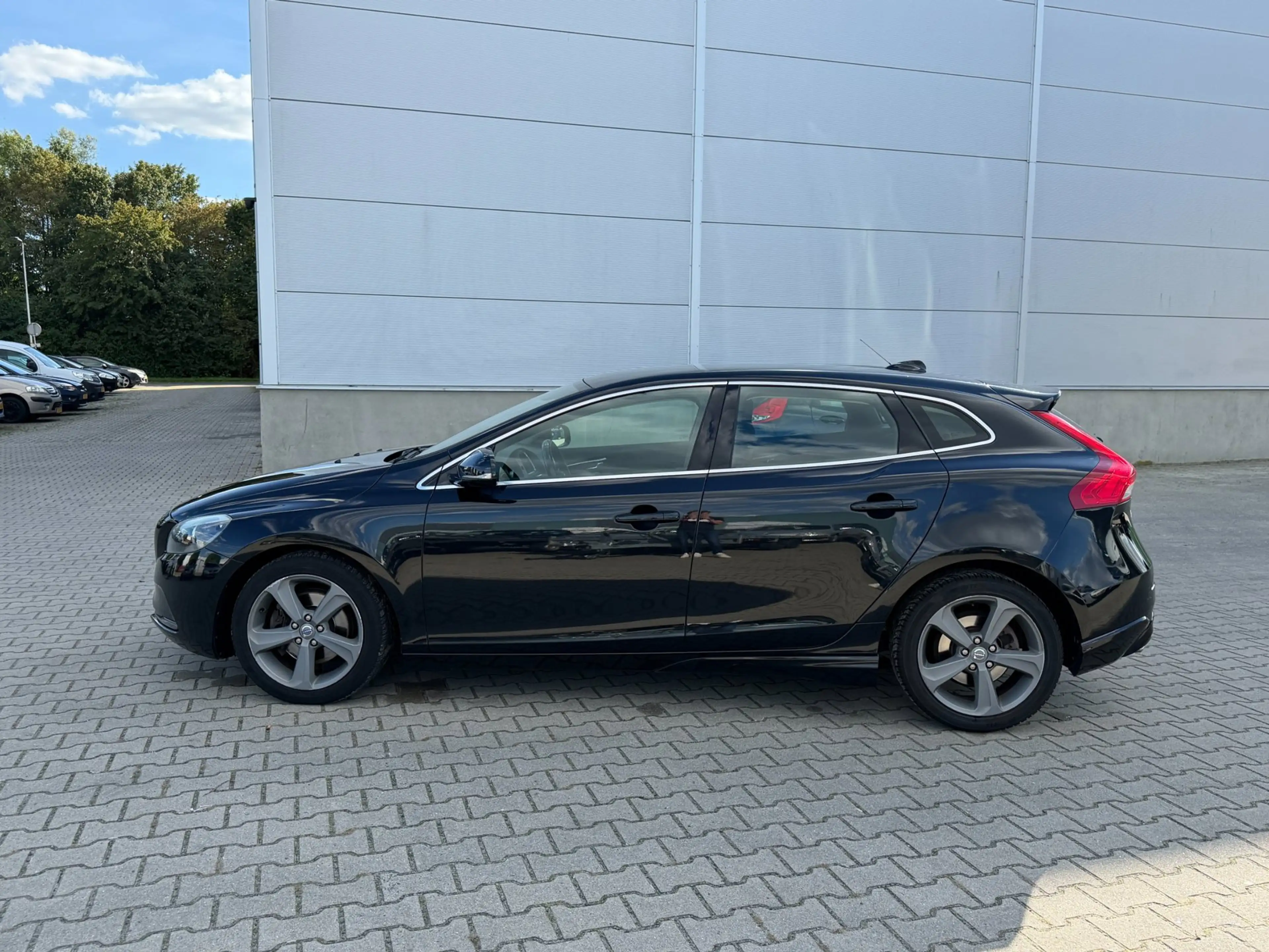 Volvo V40 1.6 T4 Summum CLIMA|NAVI|CRUISE|XENON|EXPORT| — photo 2