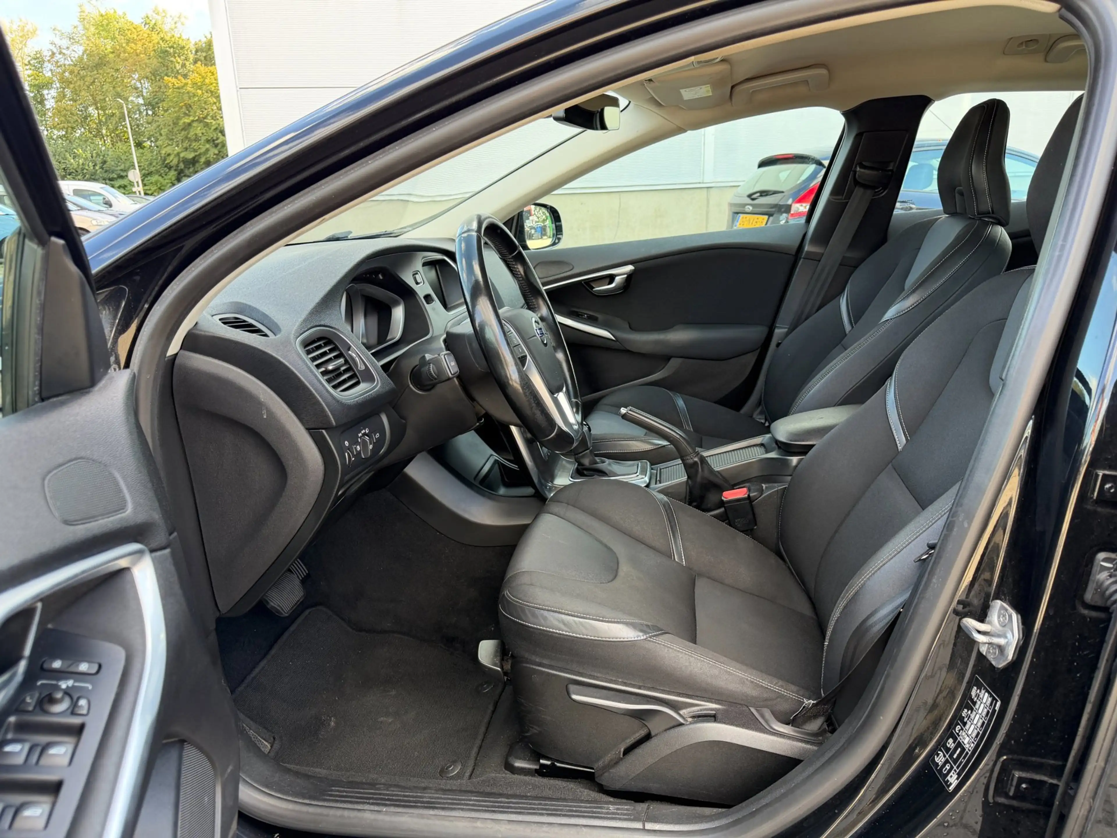 Volvo V40 1.6 T4 Summum CLIMA|NAVI|CRUISE|XENON|EXPORT| — photo 6