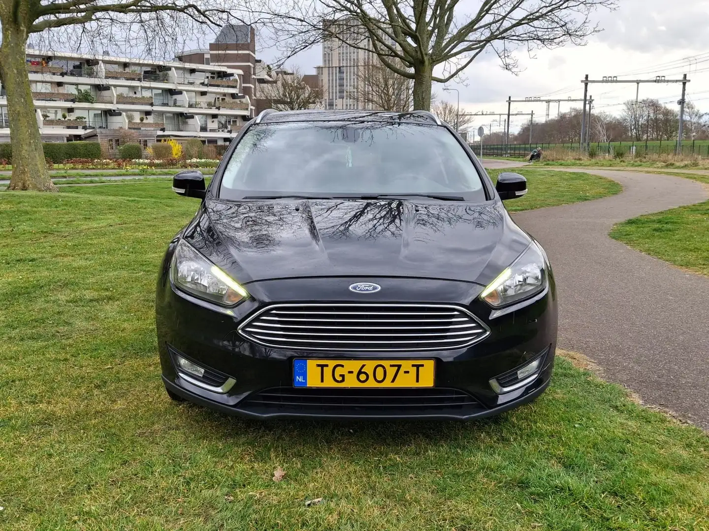 Ford Focus Focus 1.0 Titanium Zwart - 2
