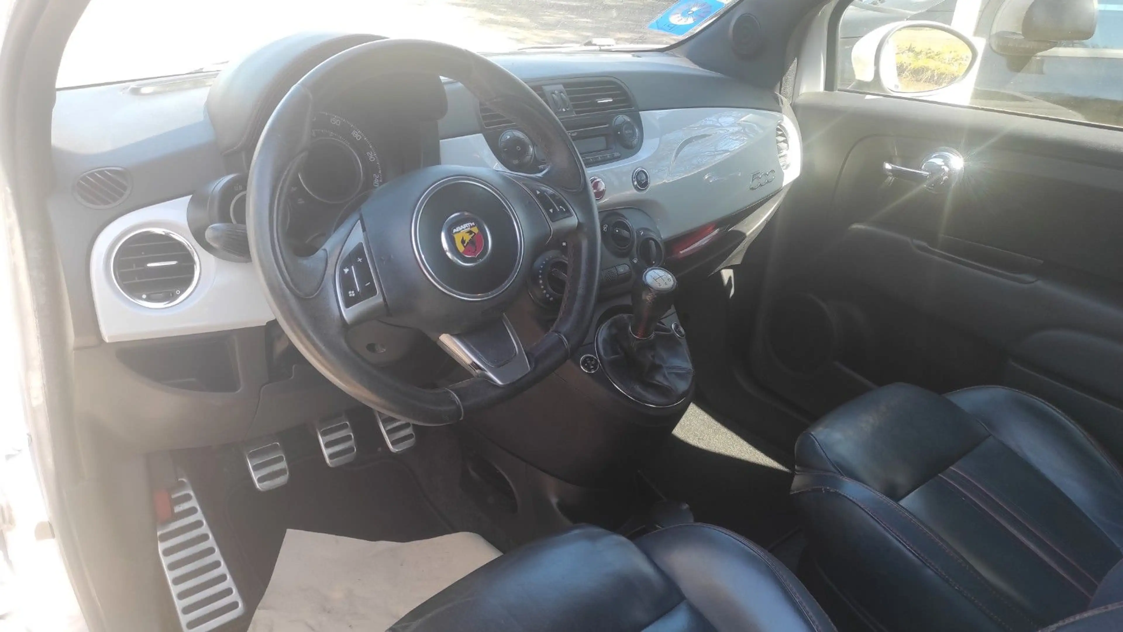 Abarth 500 1,4 T-Jet 16V 135 PS, Sitzheizung, etc... — photo 10