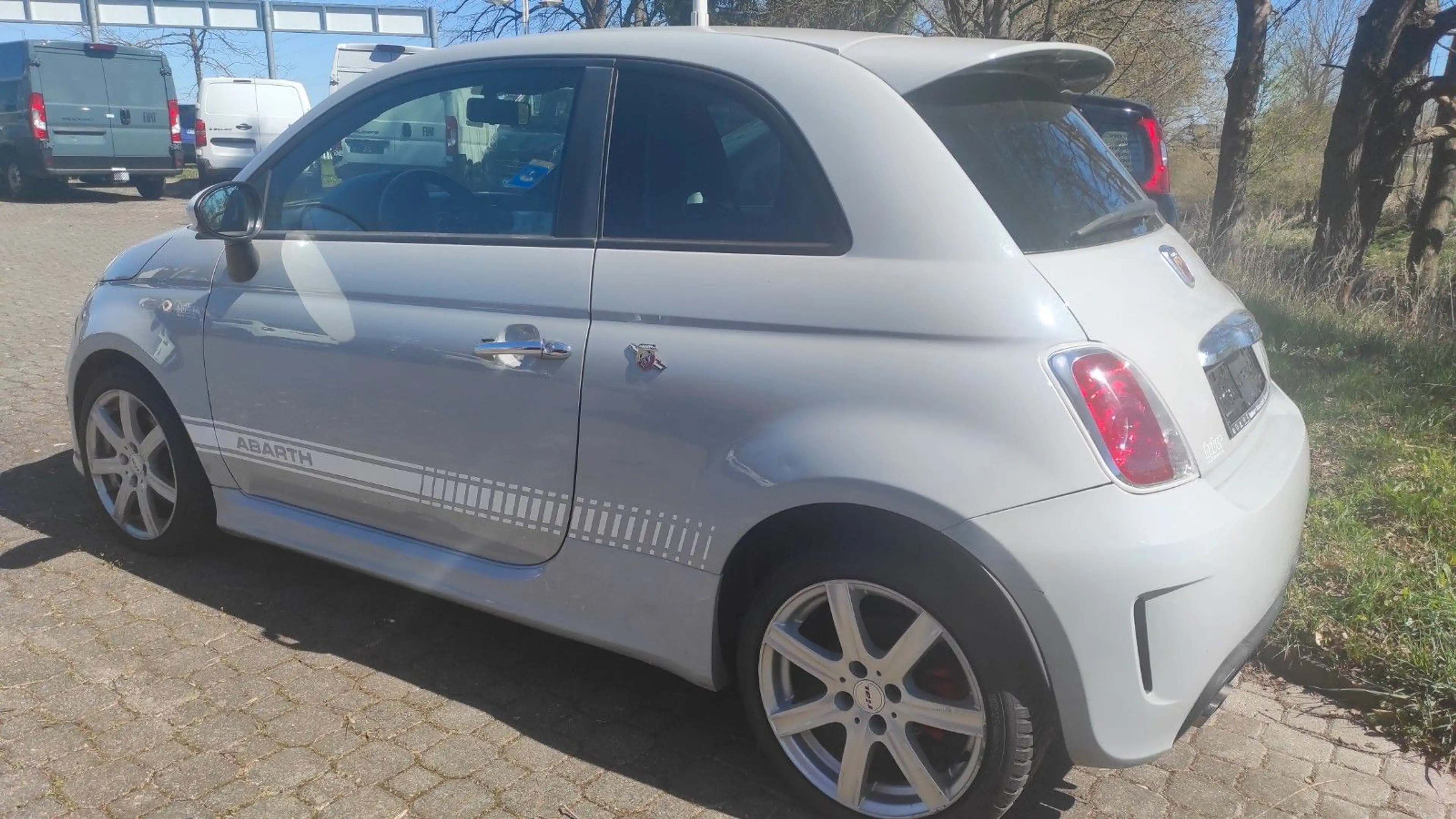 Abarth 500 1,4 T-Jet 16V 135 PS, Sitzheizung, etc... — photo 5