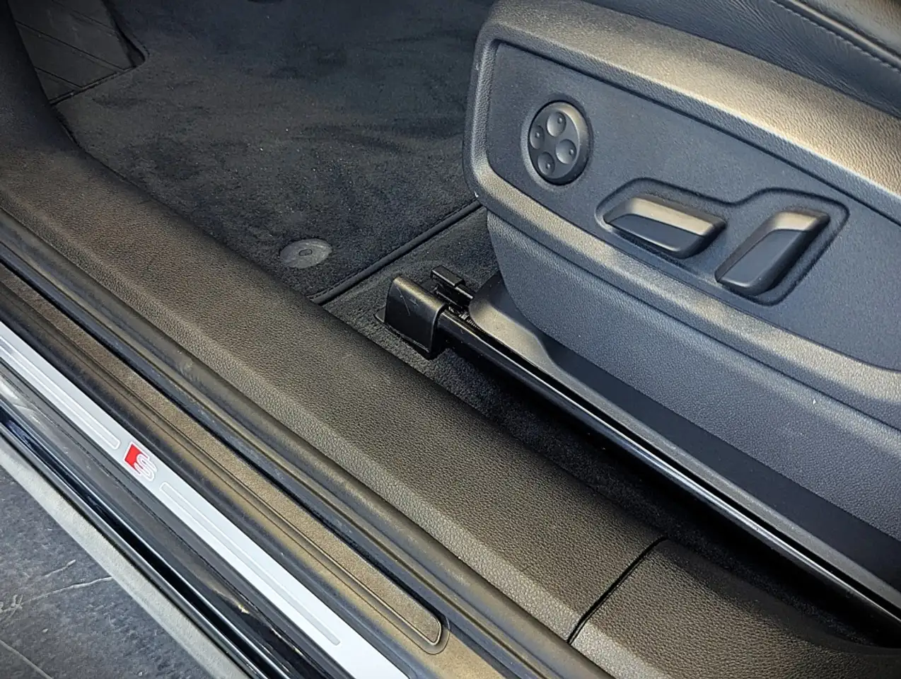 Audi Q5 снимка Audi Q5