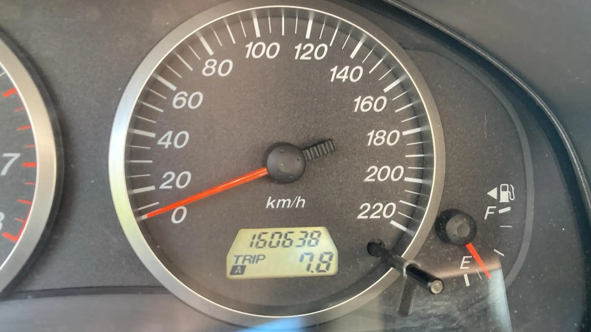Mazda 2 2 1.4l Exclusive Argent - 2