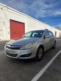 1.6 Enjoy Easytronic