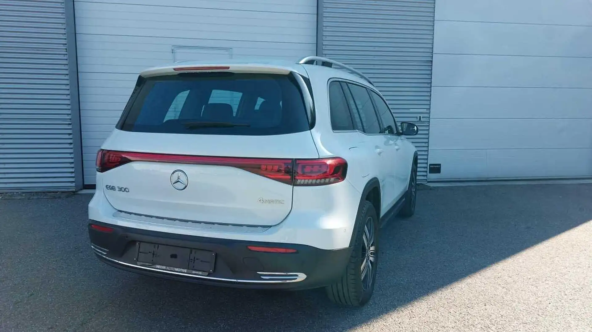 Mercedes-Benz EQB 300 4MATIC Luxury Line | 7 Zitter | Dodehoekassistent Blanc - 2
