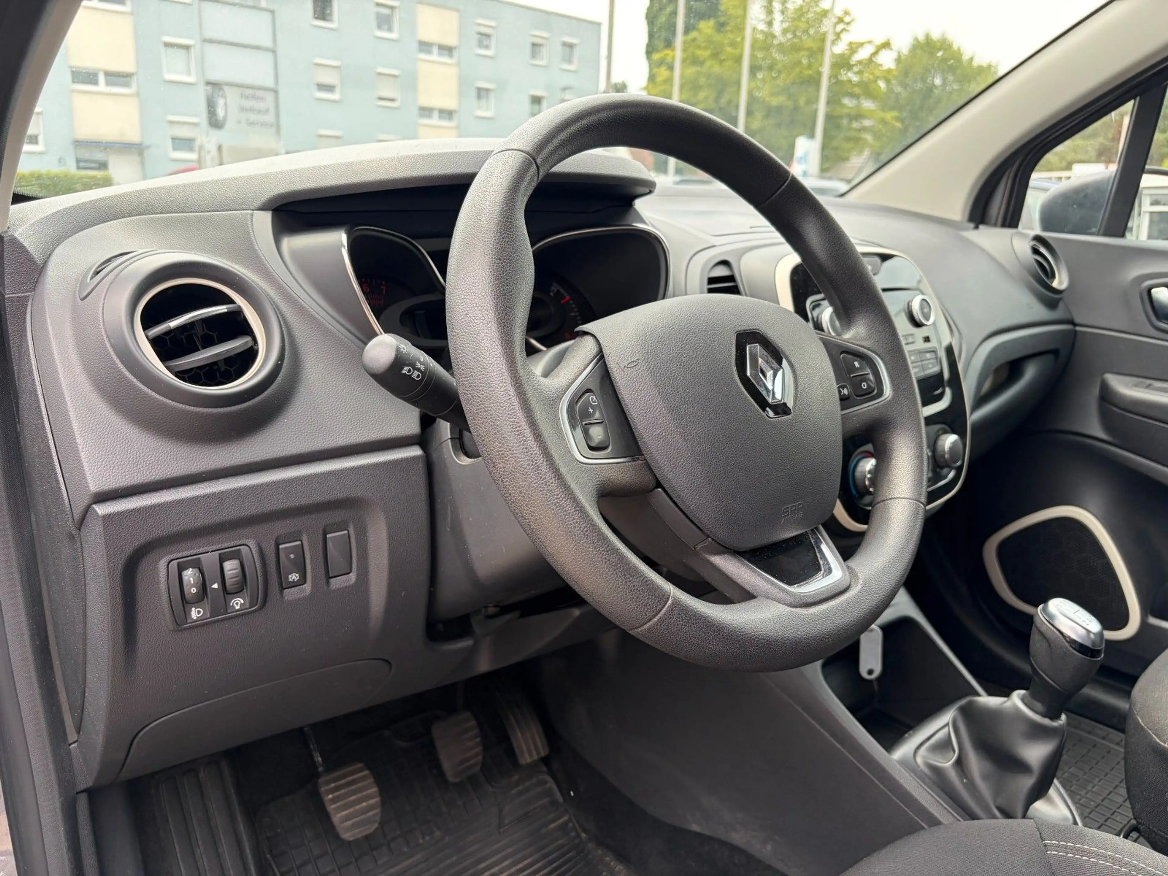 Renault Captur Life*BT*KLIMA*TEMPOMAT* — photo 14
