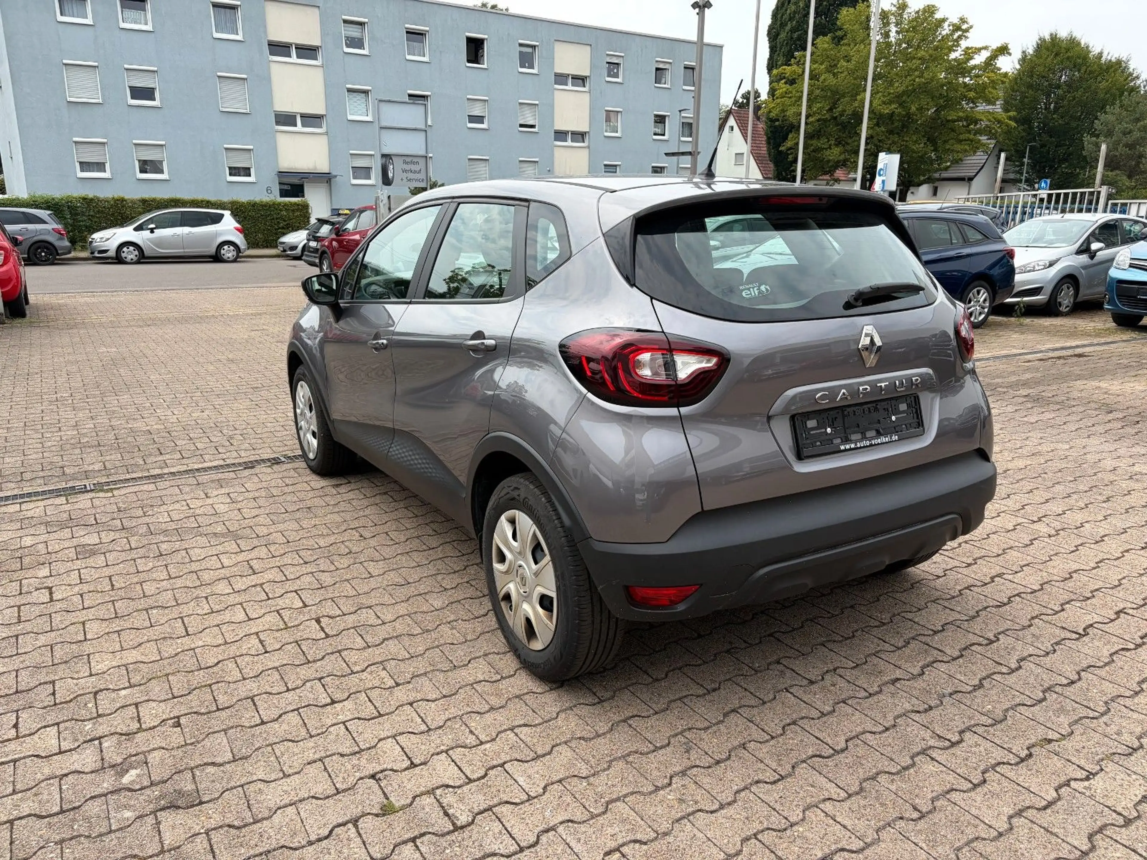 Renault Captur Life*BT*KLIMA*TEMPOMAT* — photo 7