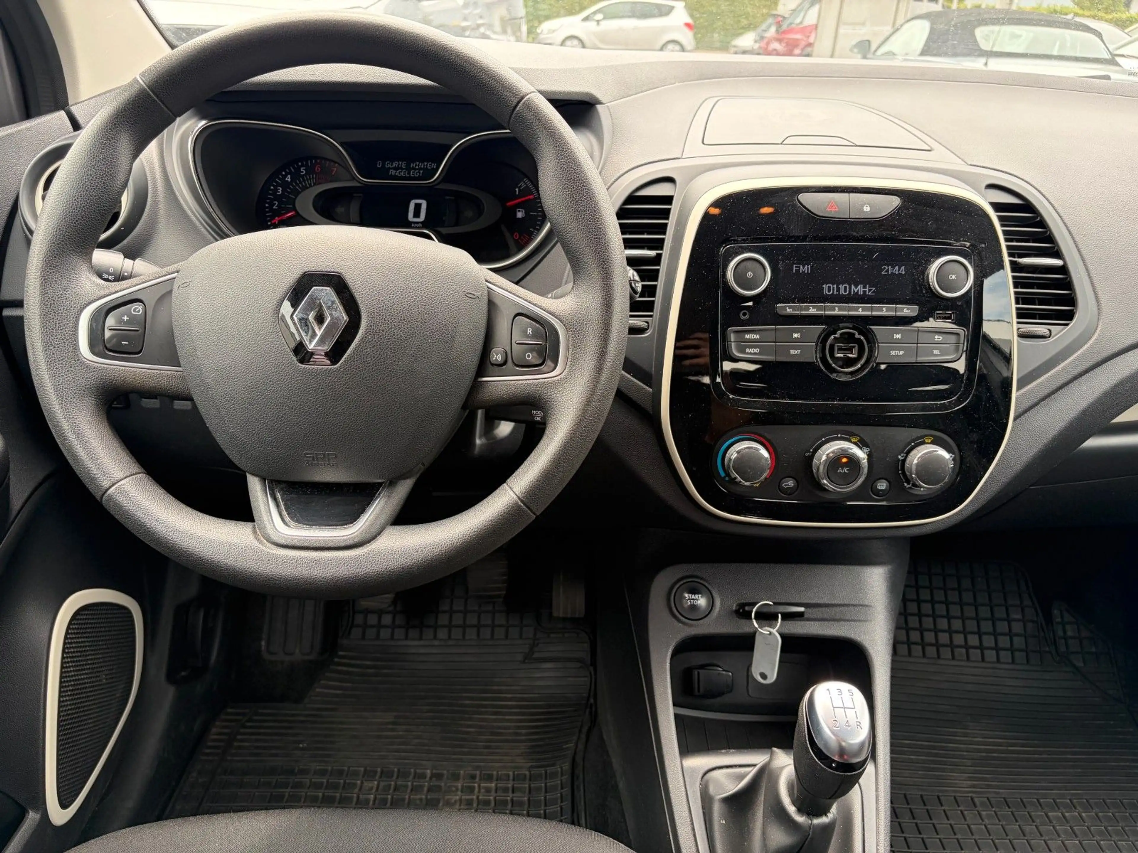 Renault Captur Life*BT*KLIMA*TEMPOMAT* — photo 13