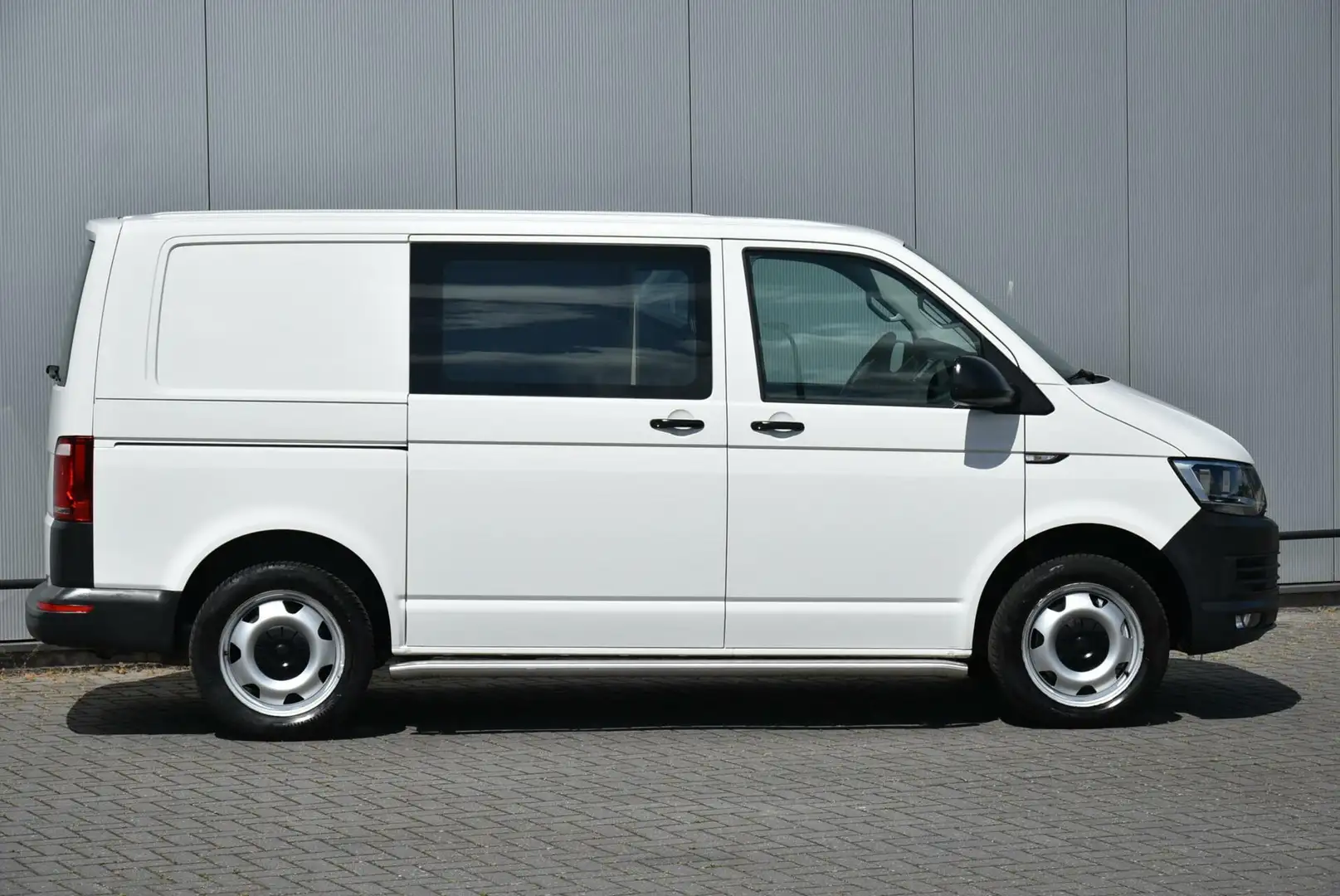 Volkswagen T6 Transporter 2.0 TSI 204 Pk L1H1 Aut. Airco Navi Blanco - 2