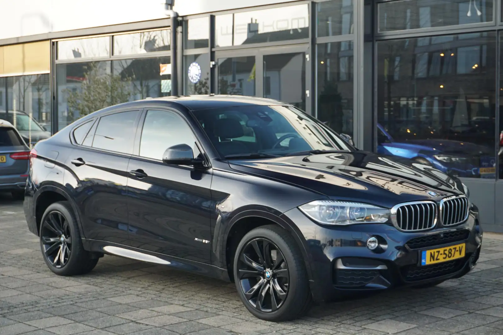 BMW X6 xDrive35i High Executive M-Sport | NAP | Softclose Zwart - 1