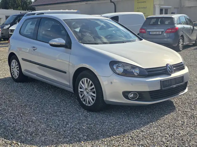 Volkswagen Golf Trendline BlueMotion/BMT*Automatik*Tüv Neu