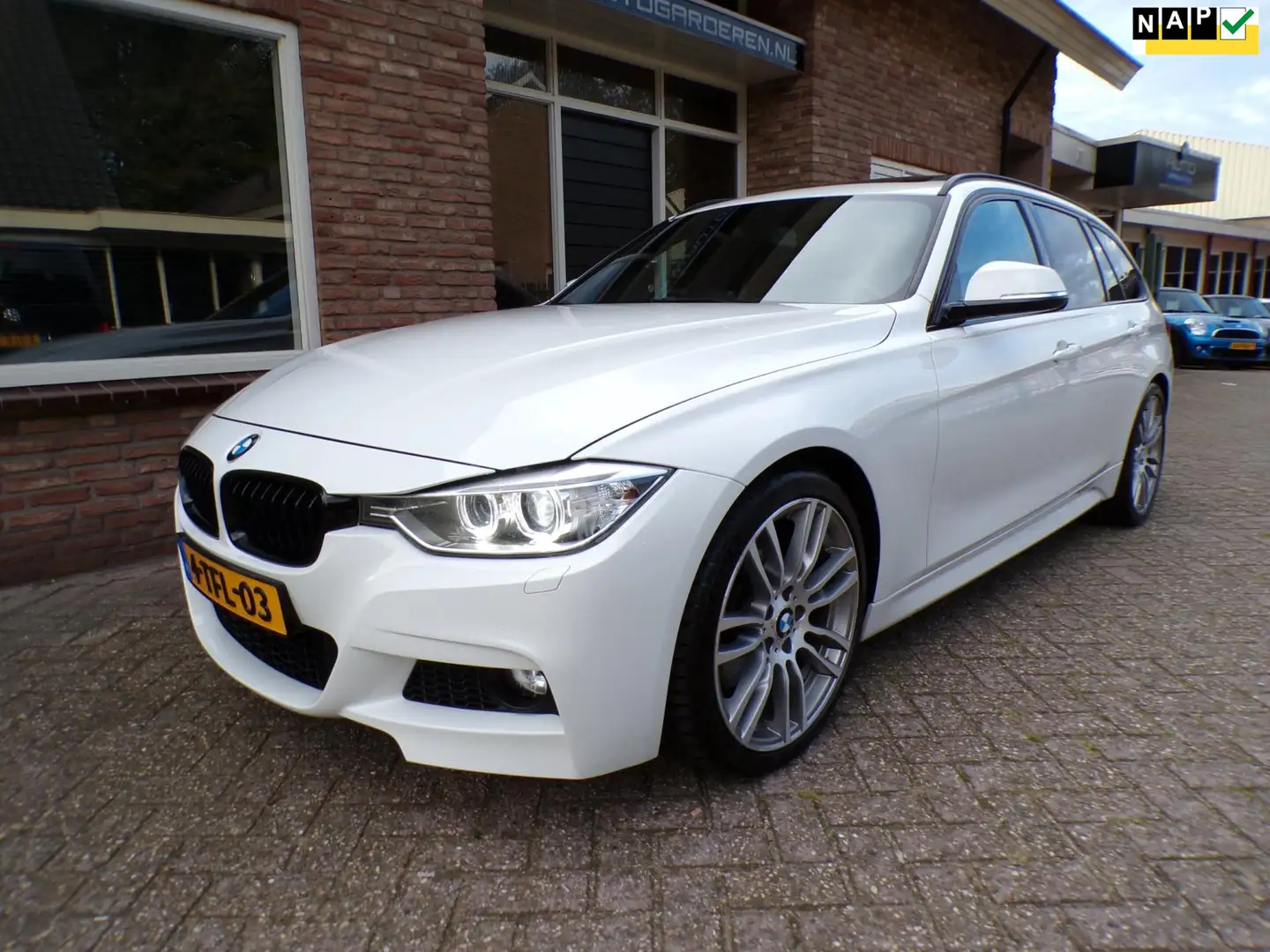 BMW 328 3-serie Touring 328i High Executive M Pakket / Aut Білий - 1