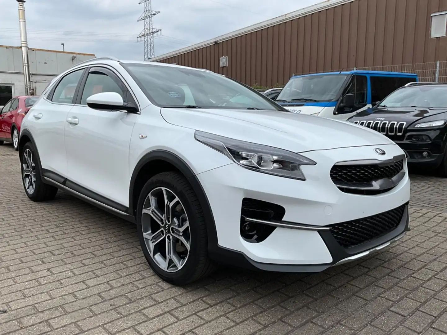 Kia XCeed Vision*Navi*Automatik*LED*Temomat*PDC*Ky-G Weiß - 2
