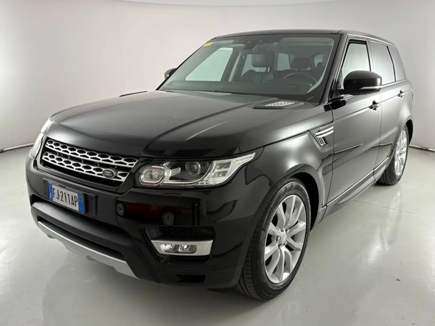 Land Rover Range Rover Sport 3.0 TDV6 HSE Dynamic crna - 1