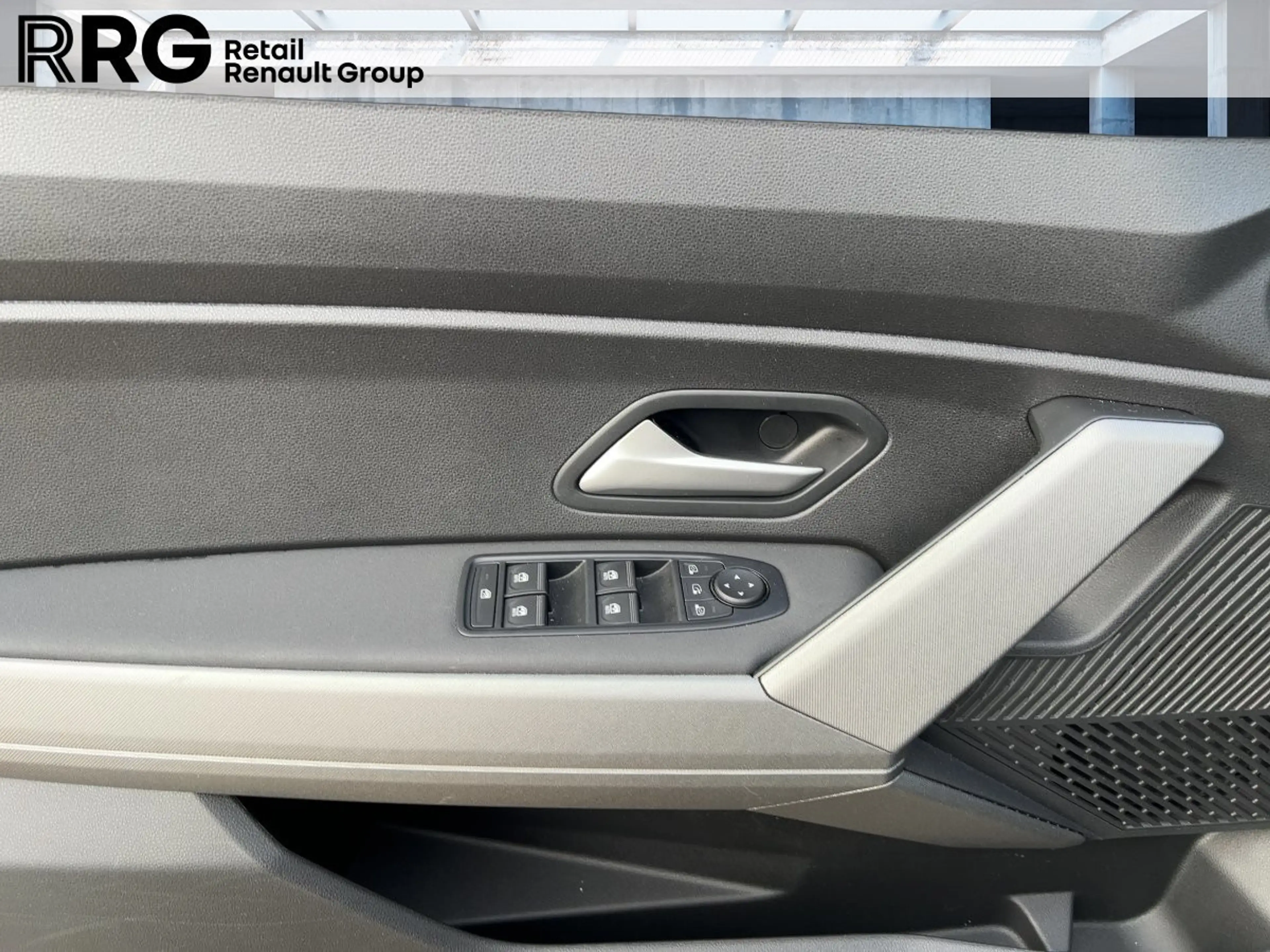 Dacia Bigster Journey HYBRID 155 Apple CarPlay PDC KLIMA — photo 13