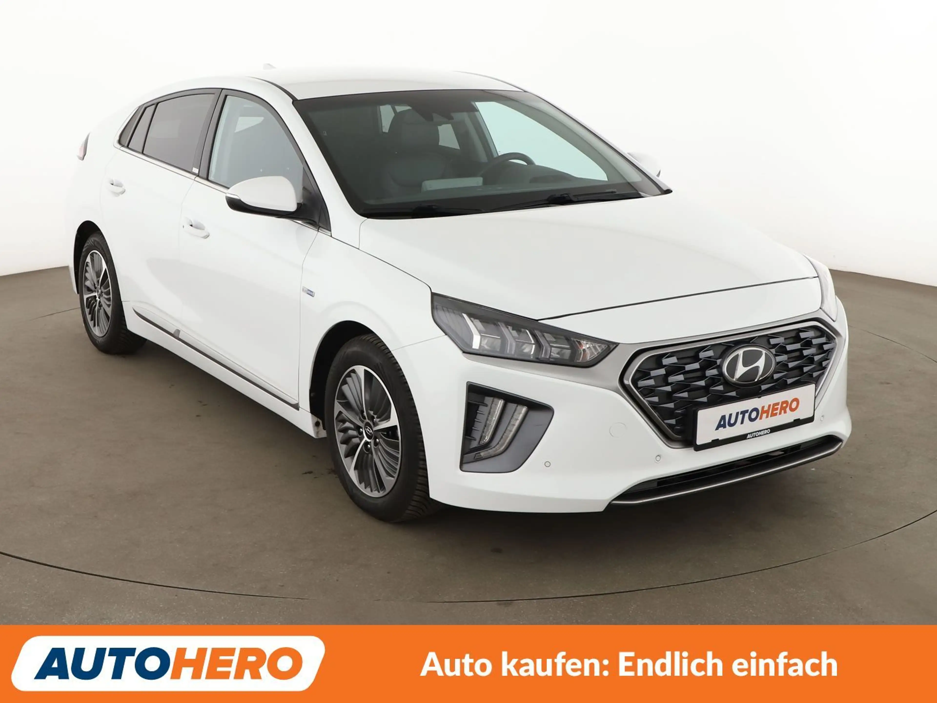 Hyundai IONIQ 1.6 Plug-in Hybrid Prime Aut.*NAVI*TEMPO*PDC* — photo 8