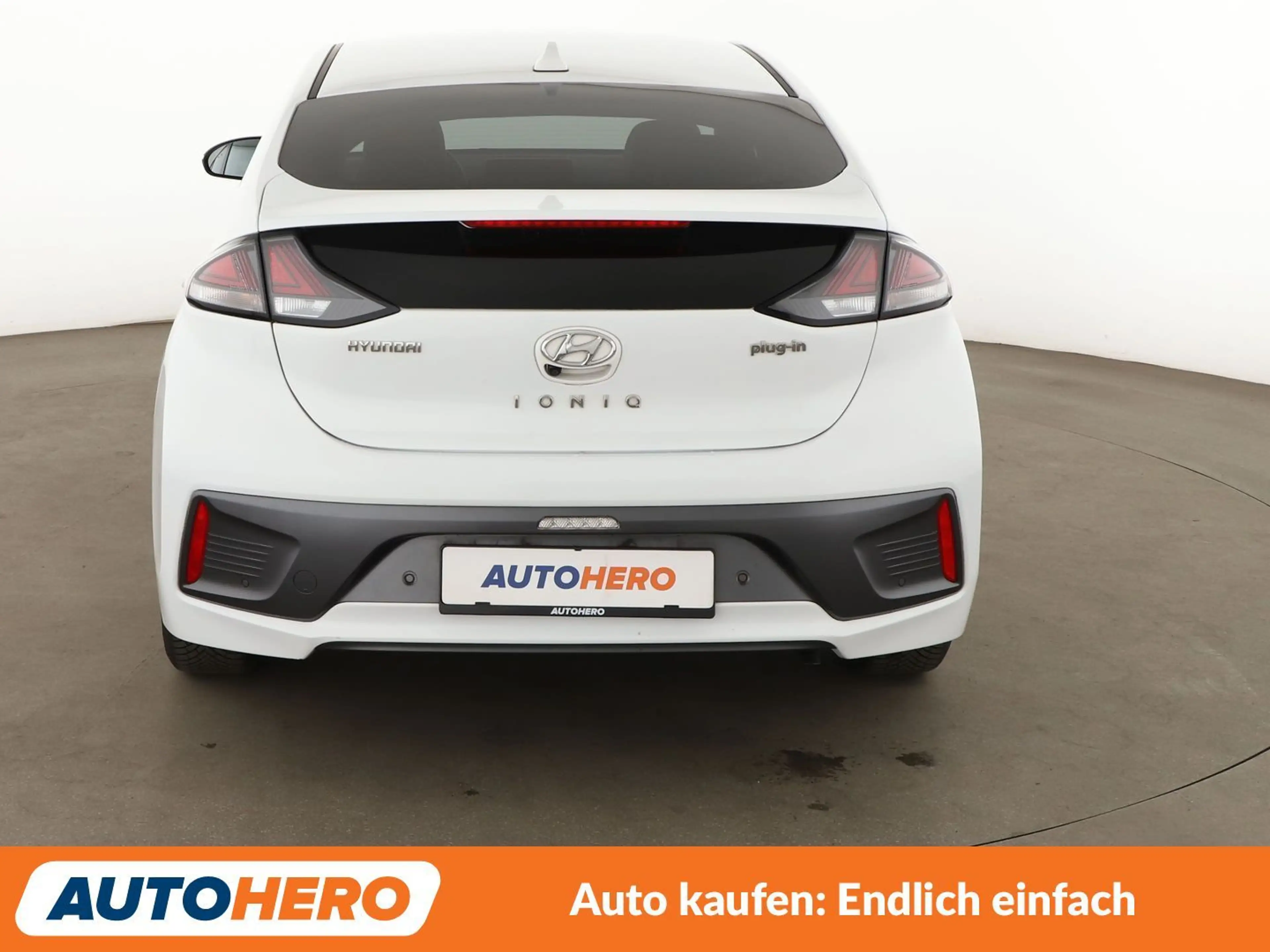 Hyundai IONIQ 1.6 Plug-in Hybrid Prime Aut.*NAVI*TEMPO*PDC* — photo 5