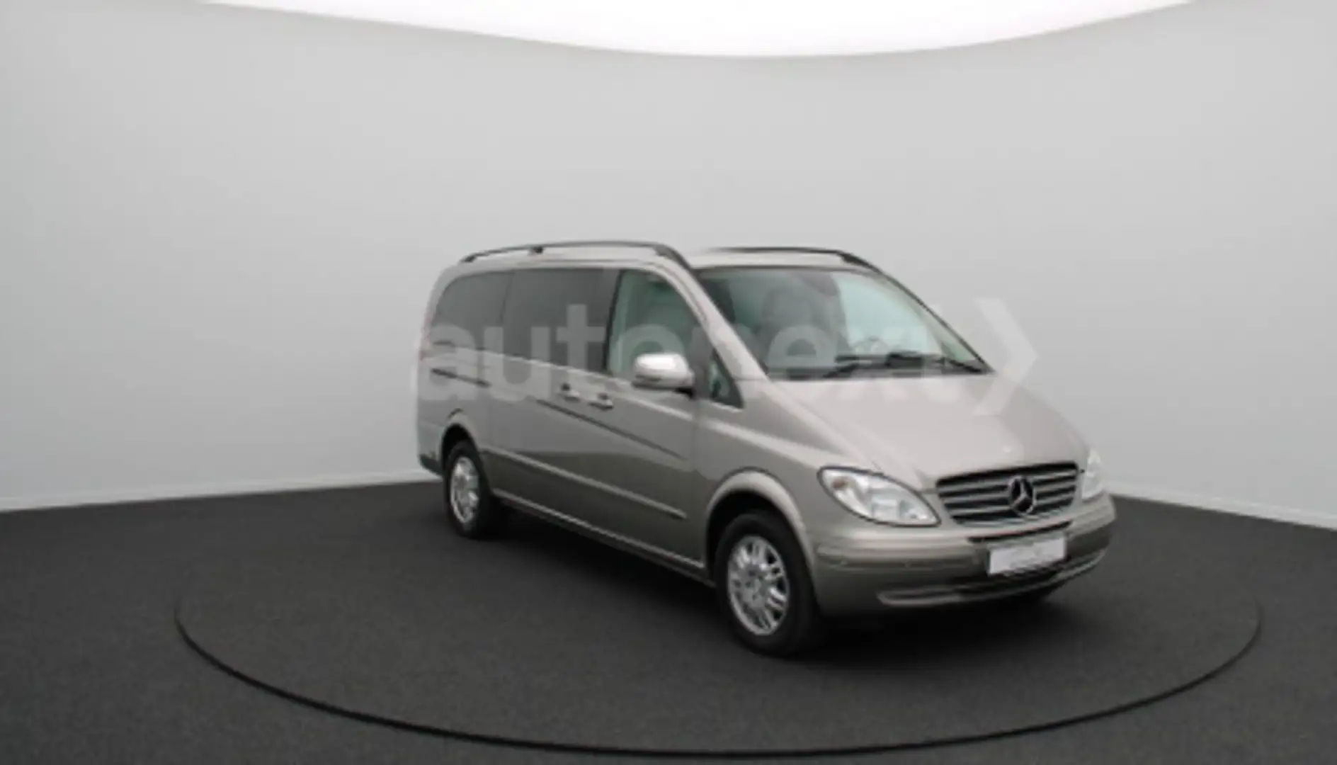 Mercedes-Benz Viano 2.2CDI Fun Larga Argent - 2