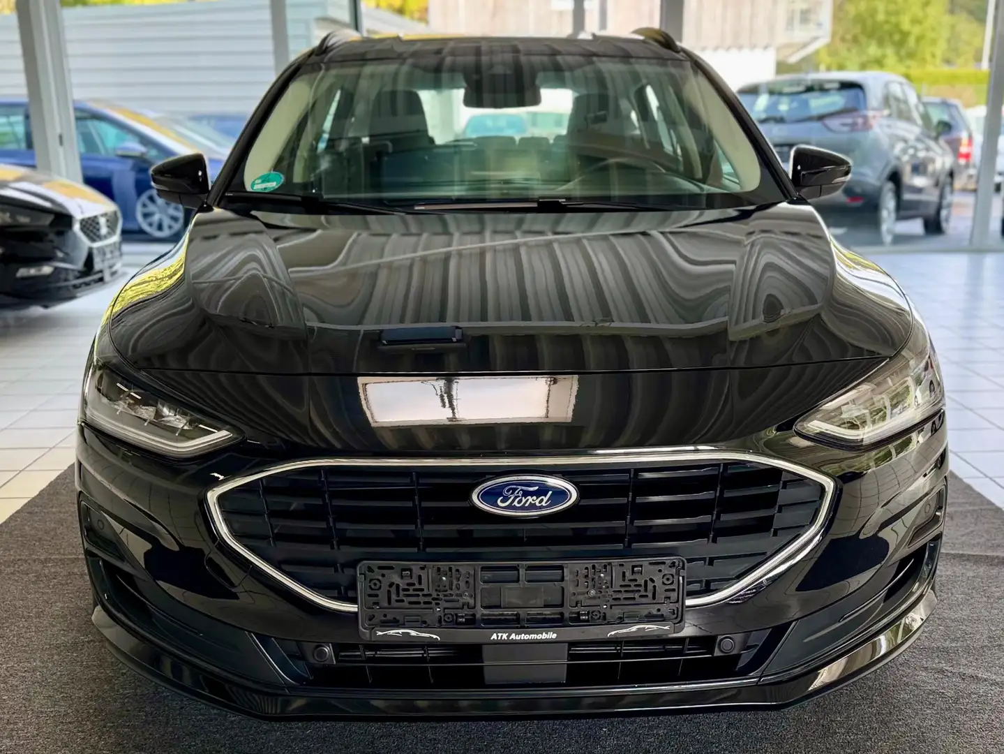 Ford Focus Cool *NUR13TKM*NAVI*LED*NAVI*PARK ASS*START-STOP* Schwarz - 2