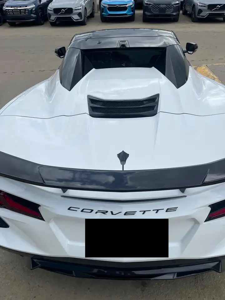 Chevrolet Corvette снимка Chevrolet Corvette