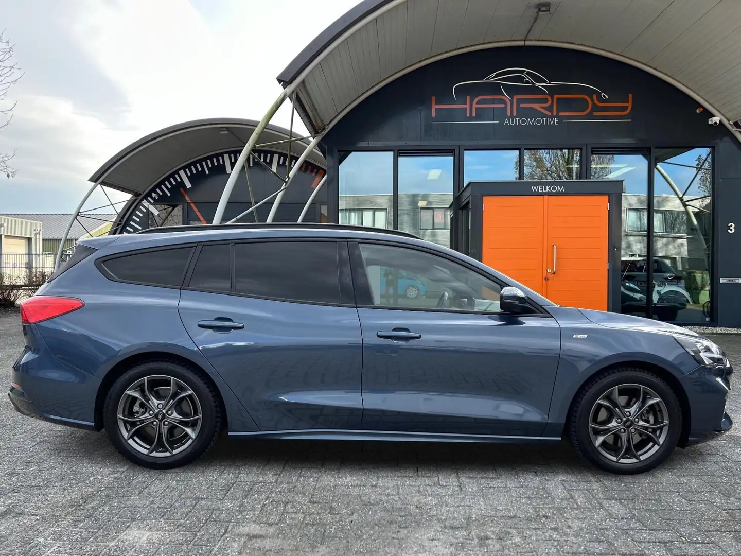 Ford Focus Wagon 1.0 EcoBoost Hybrid ST Line Business Bleu - 2