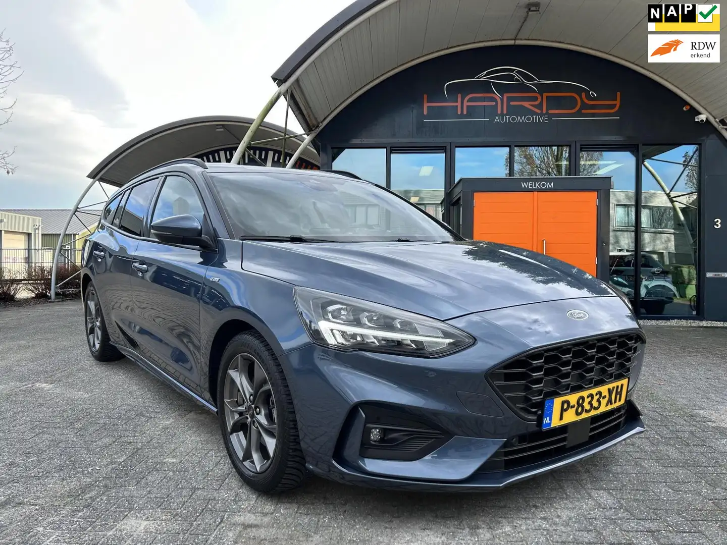 Ford Focus Wagon 1.0 EcoBoost Hybrid ST Line Business Bleu - 1
