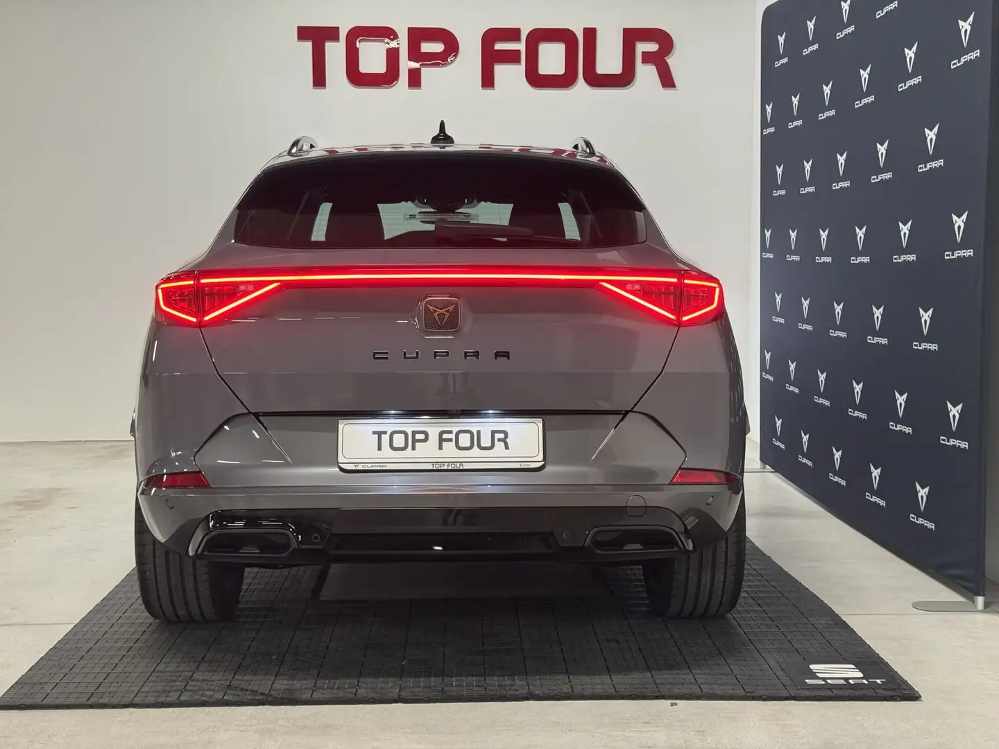 CUPRA Formentor 2.0 TSI 4Drive DSG Grigio - 2