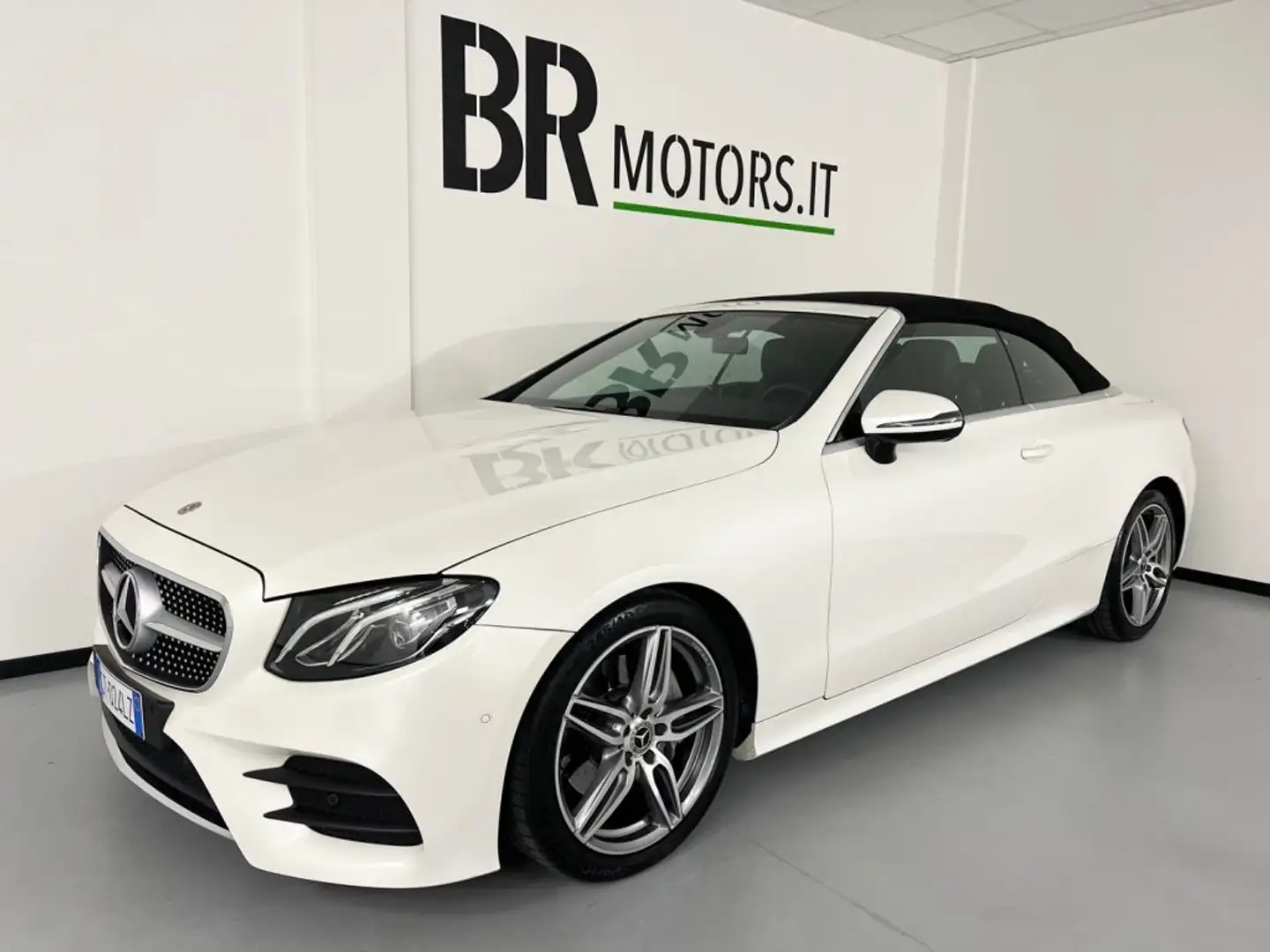 Mercedes-Benz E 220 d Auto Cabrio Premium Plus AMG Line Bianco - 1