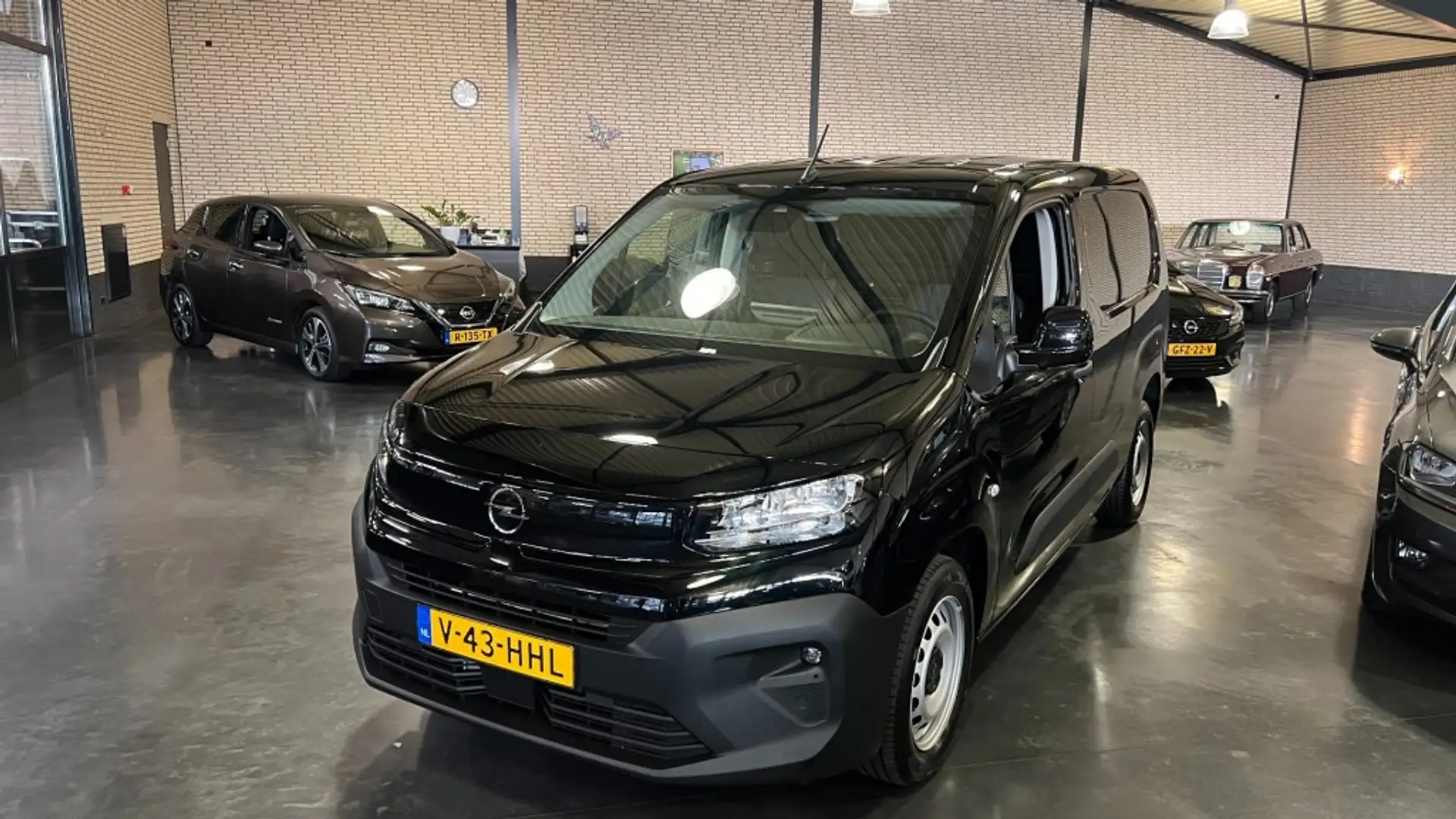 Opel Combo 1.5 BLUEHDI L2H1 100 Pk Bpm Vrij ! Zwart - 1