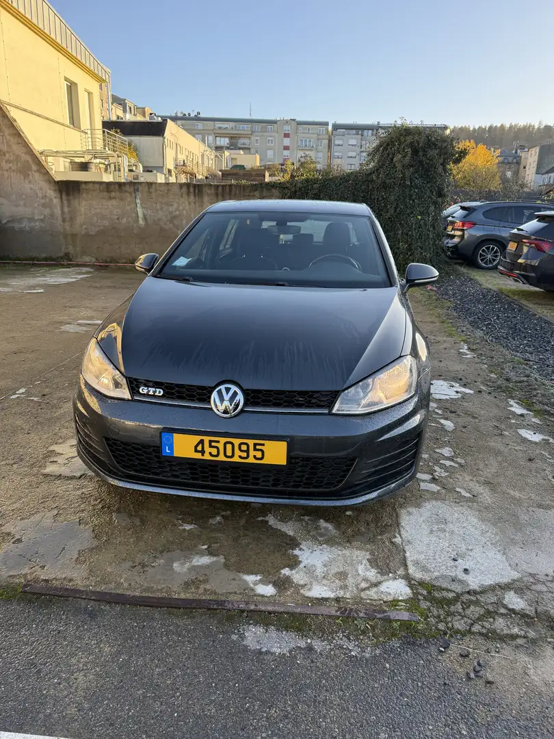 Volkswagen Golf GTD - 1