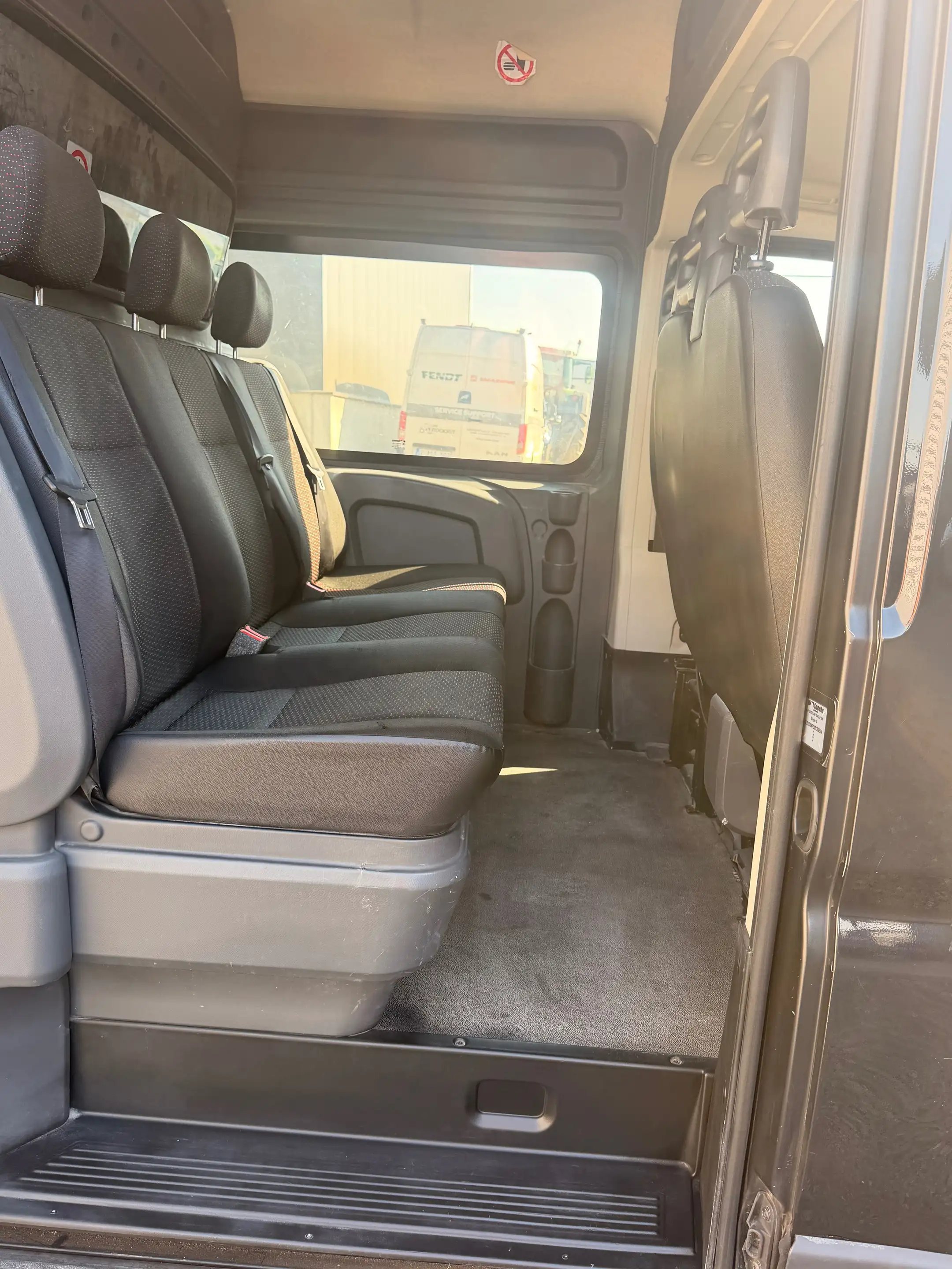 Peugeot Boxer 2.0 BlueHDi L3H2 Utility Doub.Cabine S/S — photo 11