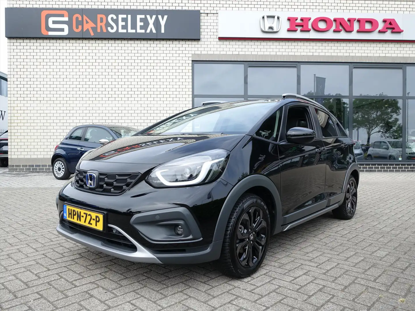 Honda Jazz 1.5 i-MMD 122pk Hybrid CVT Advance Crosstar Zwart - 1