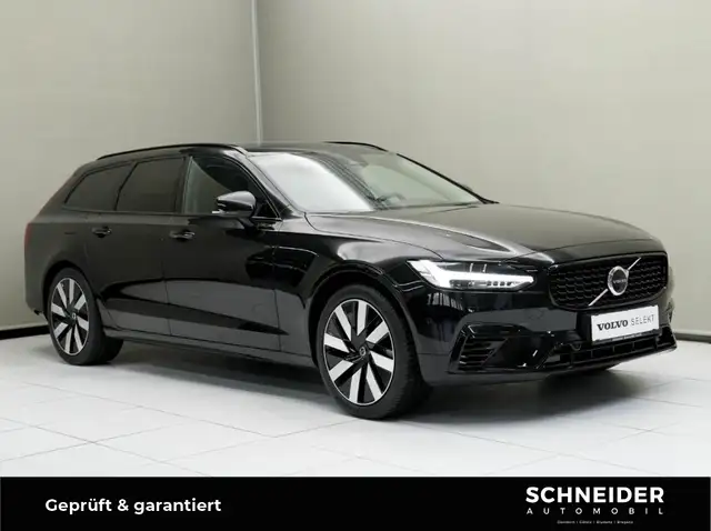 Volvo V90 Ultra, T8 Plug-in Hybrid, Elektrisch/Benzin, Dark